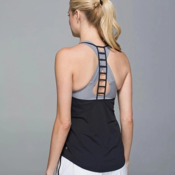 Lululemon Breezy Singlet Tank, Size 2 (no size tag) - Picture 3 of 7